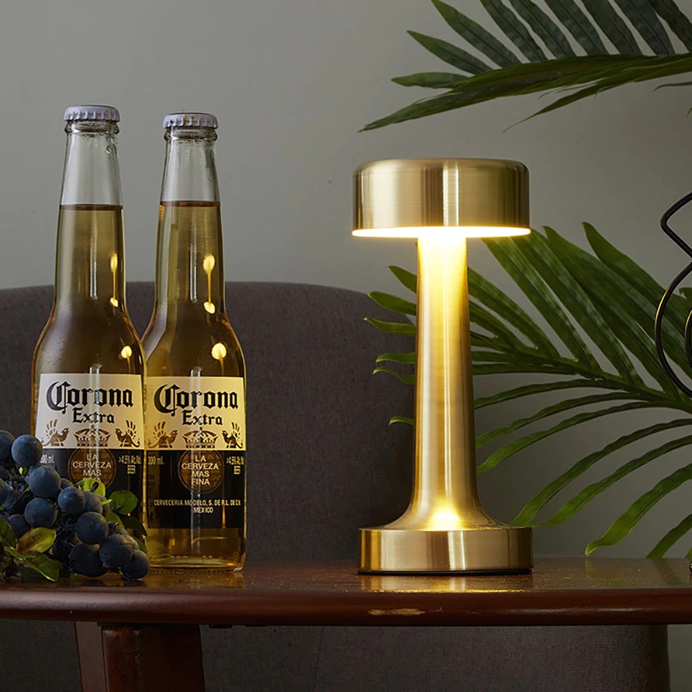 Lampada Da Tavolo A Led Vintage Ricaricabile Usb Lume Luce Calda Per Bar Locali